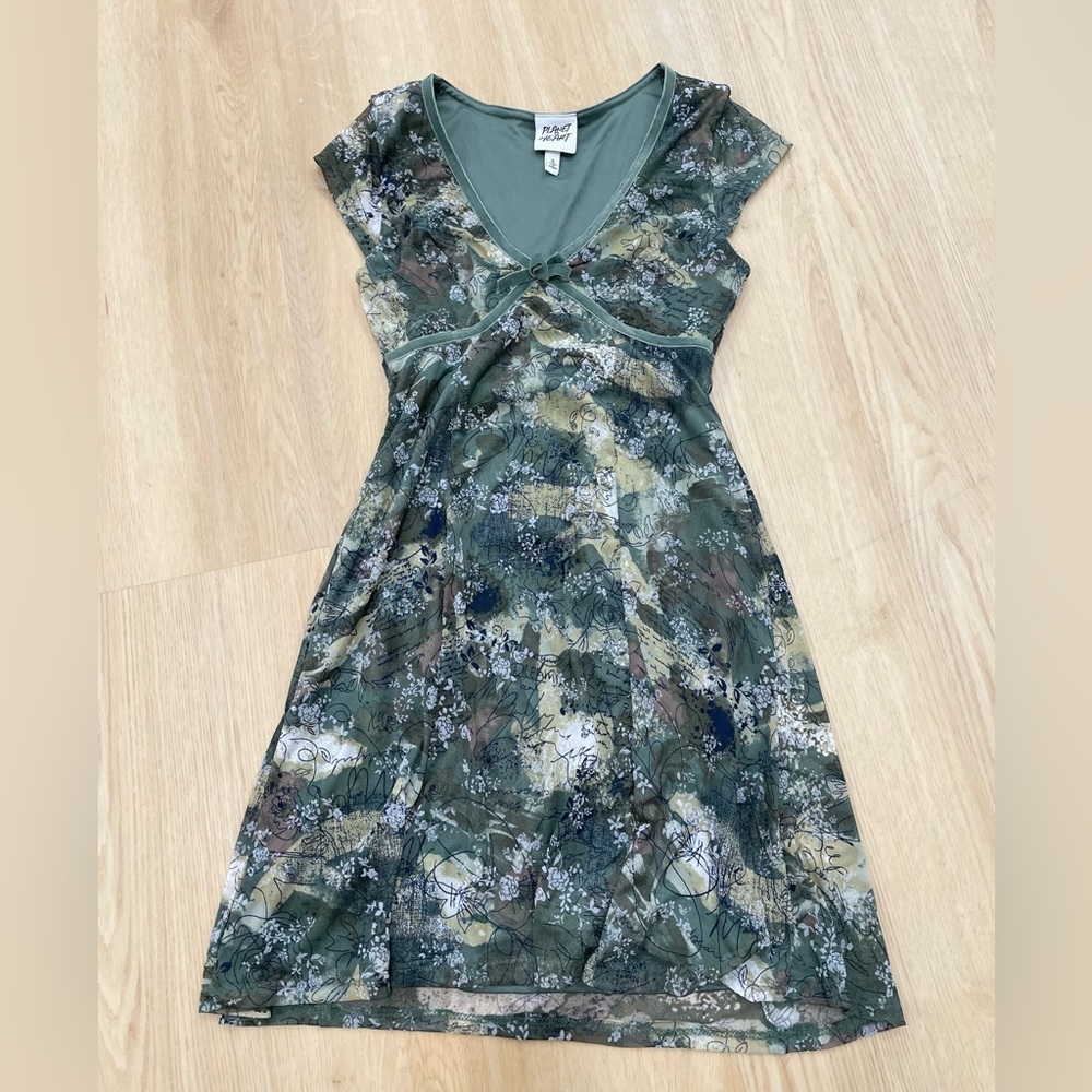 Purple Heart sage green floral mini dress size Small